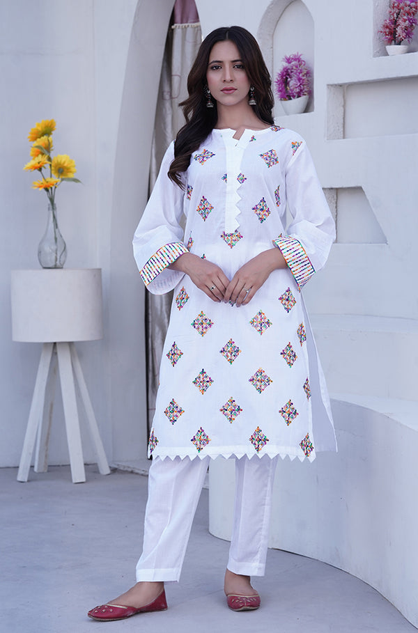 2-Piece Lawn Embroidered Stitched WSS-215